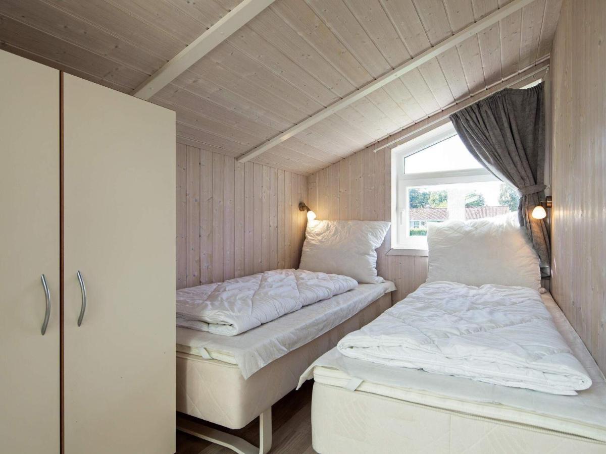 12 Person Holiday Home In Grömitz Eksteriør billede